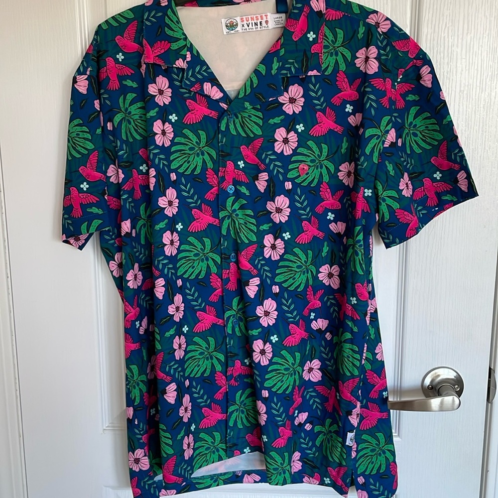 SUNSET x VINE | 2-pc Floral Beach Wear | Top: L / Shorts: M | NWOT